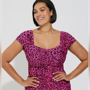 63. NWT $75 Torrid Leopard Pink Black Wireless Ruched Cap Sleeve Swim Tank 5X